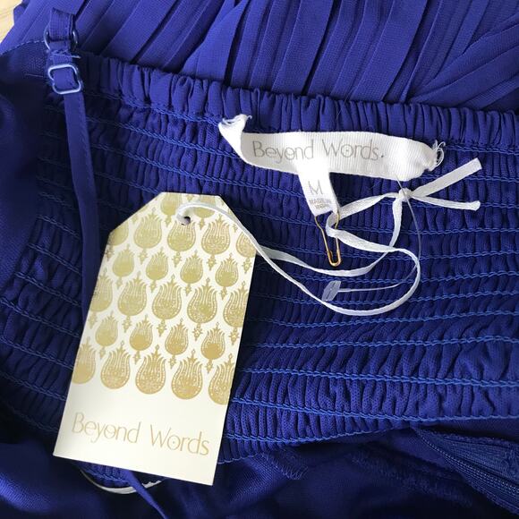 Beyond Words Romper Womens Medium Blue Pleated Flowy Belt Summer Vacation Resort - Picture 13 of 15